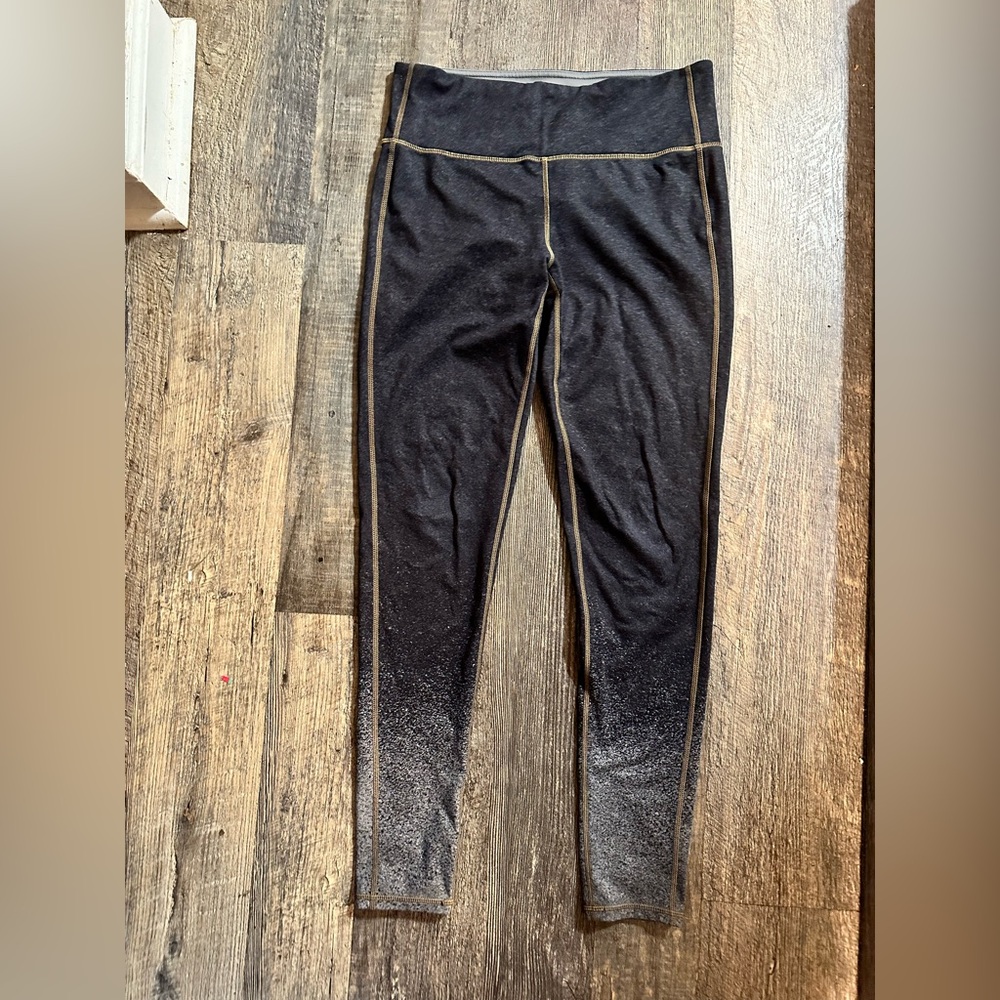 Athleta Black/Charcoal Ombré Gold lined Leggings. Excellent Condition!